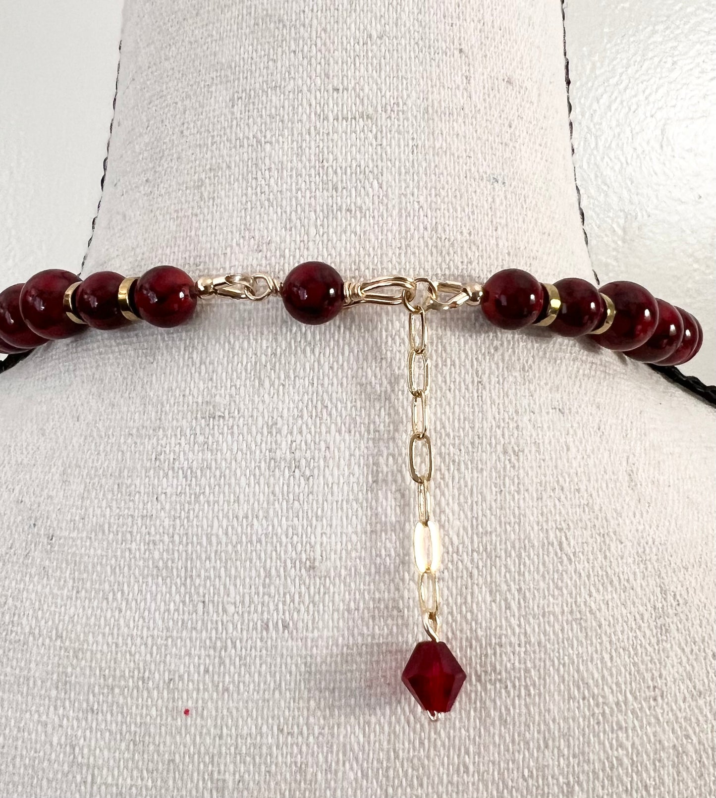 Red Quartz Collar Necklace