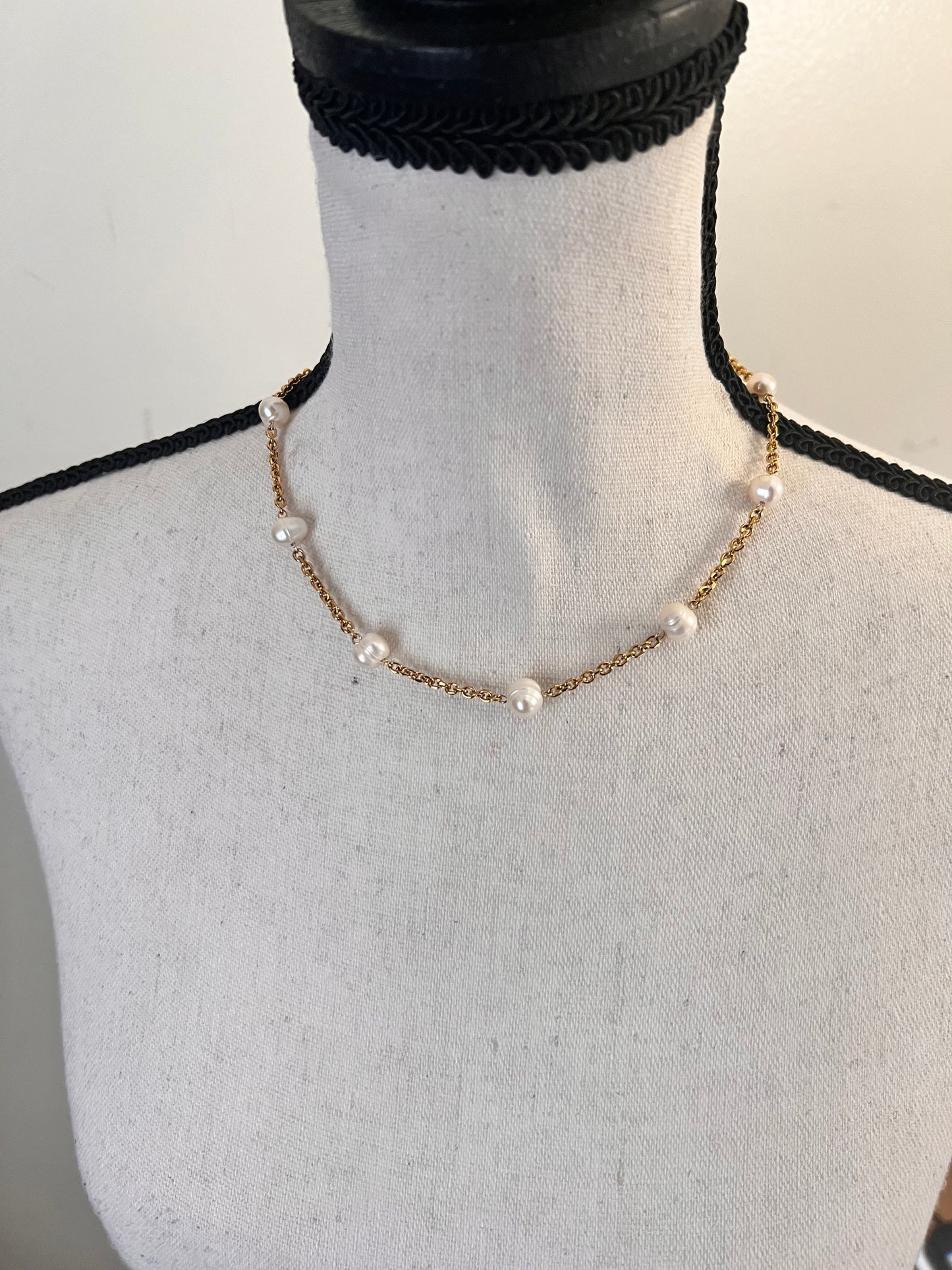 Freshwater Pearl Satellite Necklace