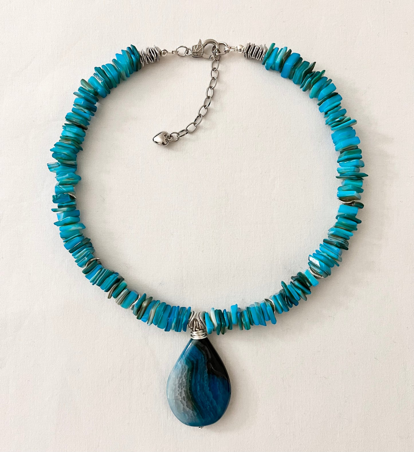 Agate Teardrop Pendant Statement Necklace