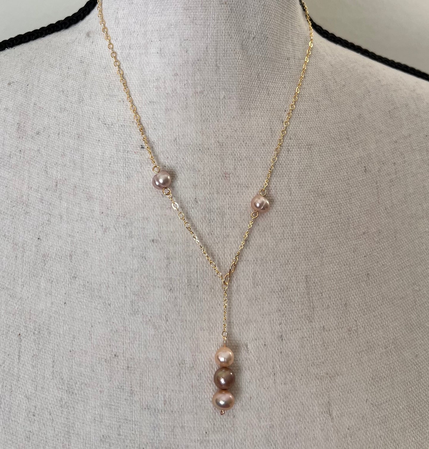 Cultured Freshwater Pearl Lariat Necklace