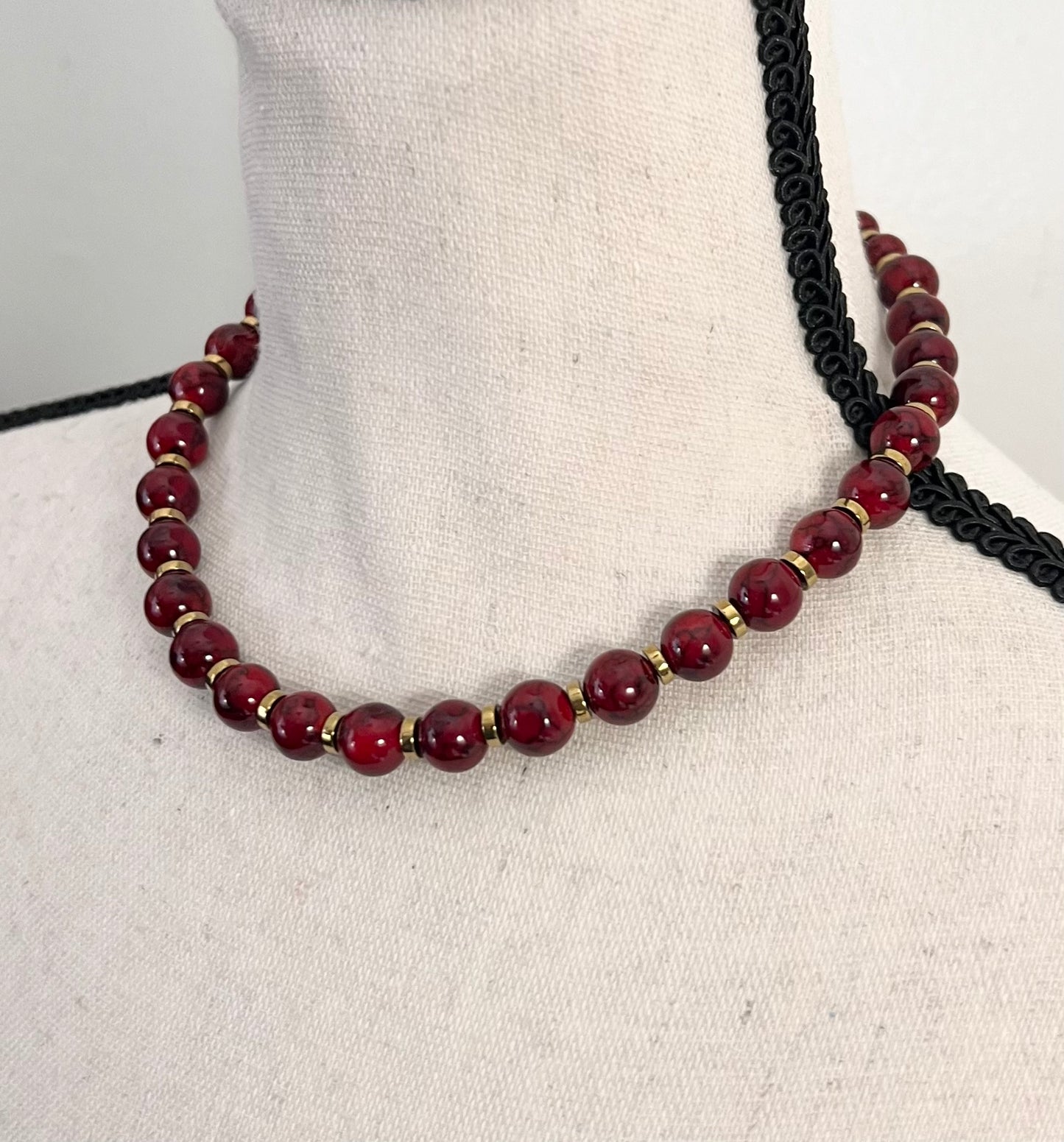 Red Quartz Collar Necklace