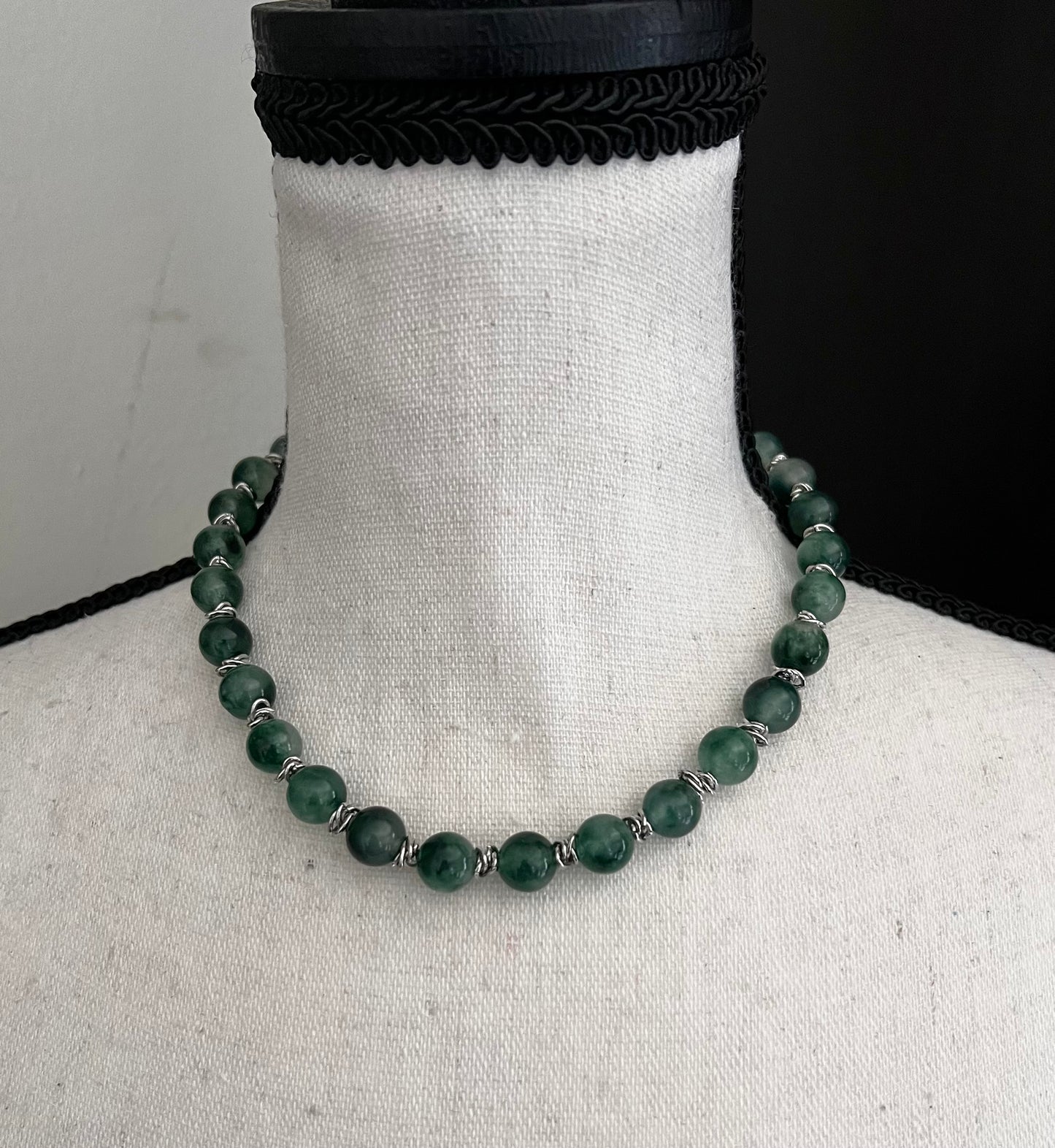 Jade Stone Bead Collar Necklace