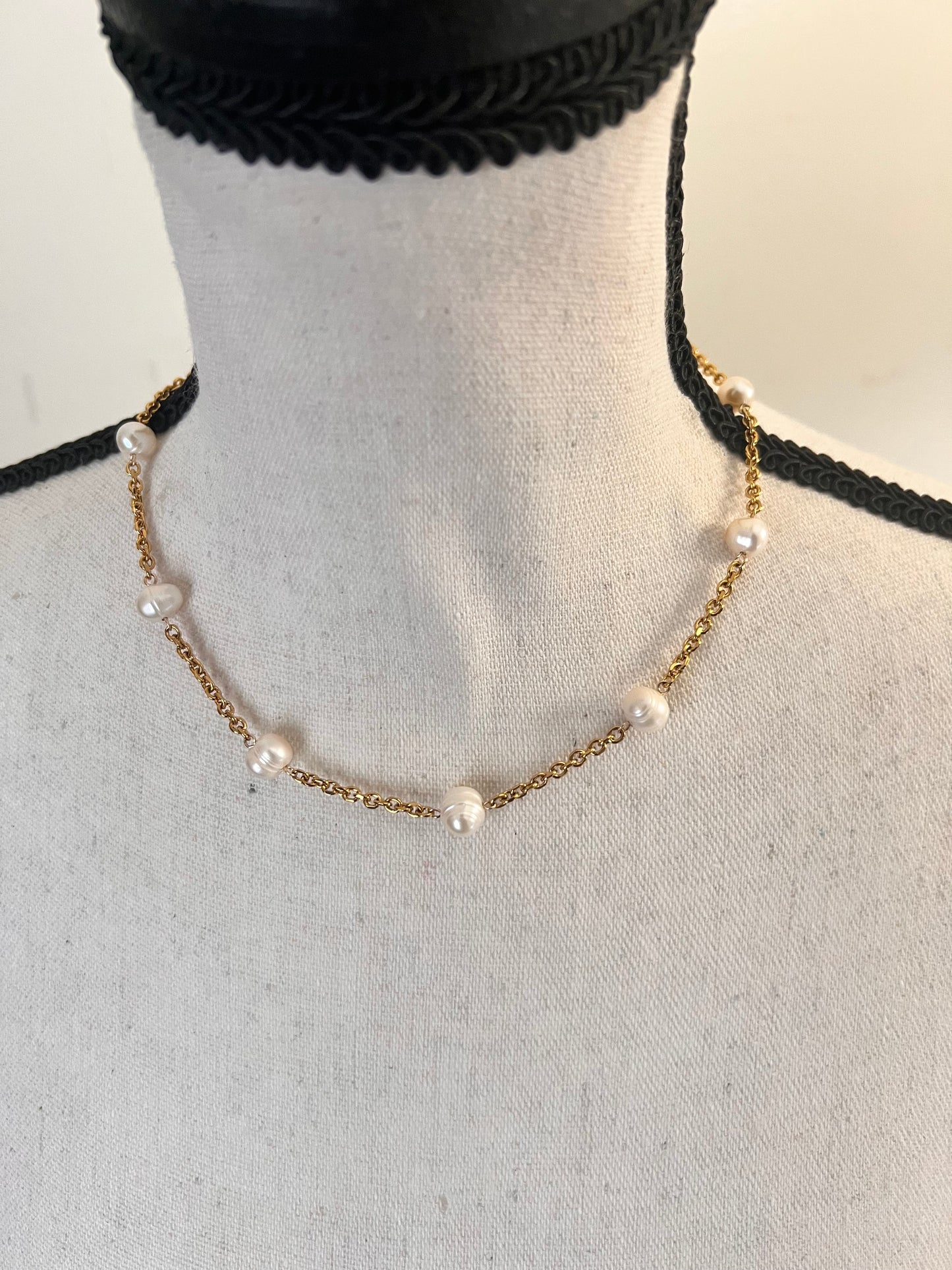 Freshwater Pearl Satellite Necklace