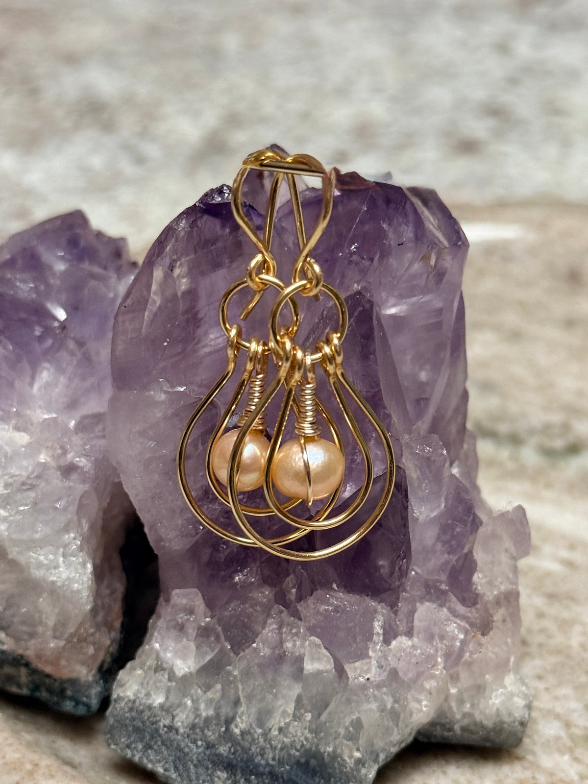 Handcrafted Gold Teardrop Hoop Earrings with Edison Freshwater Pearls