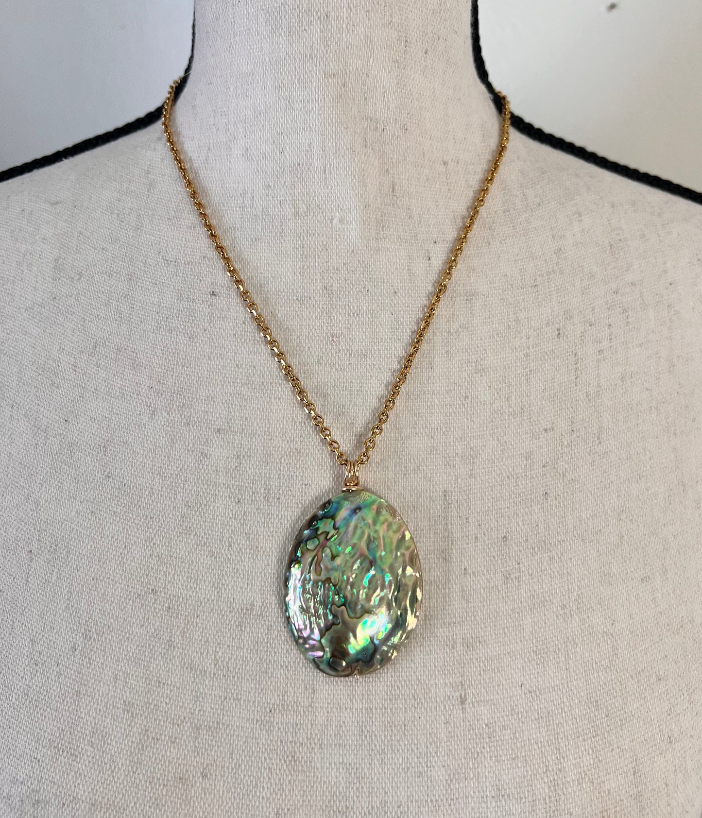 Abalone Shell Pendant Necklace